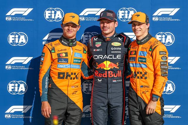 迈凯伦鏖战阿斯顿马丁,皮亚斯特里统治全场 迈凯伦鏖战阿斯顿马丁,皮亚斯特里统治全场