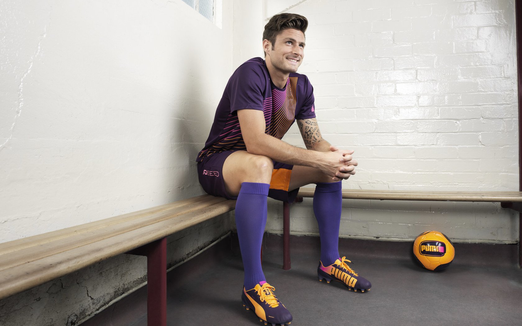 哈兰德彻底打爆防线，威尔士战术压制德国，一场颠覆欧洲足球格局的战术革命