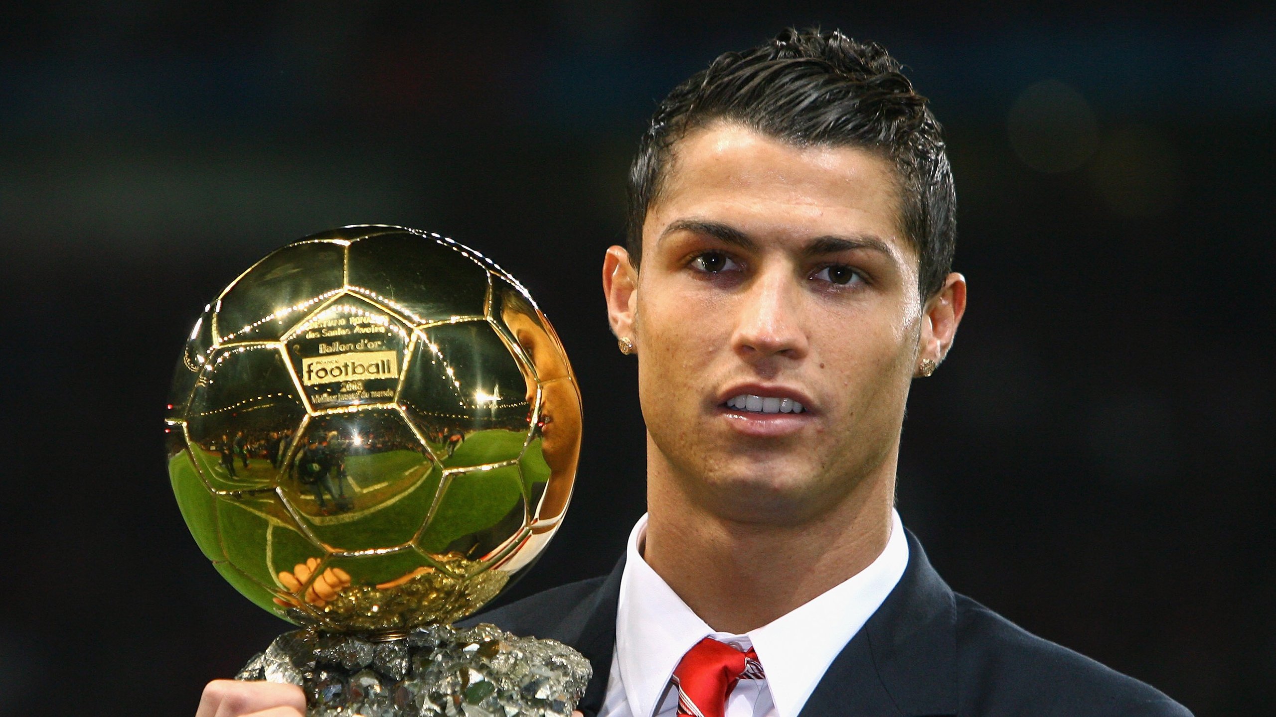 英超争冠之夜，字母哥用实力证明自己