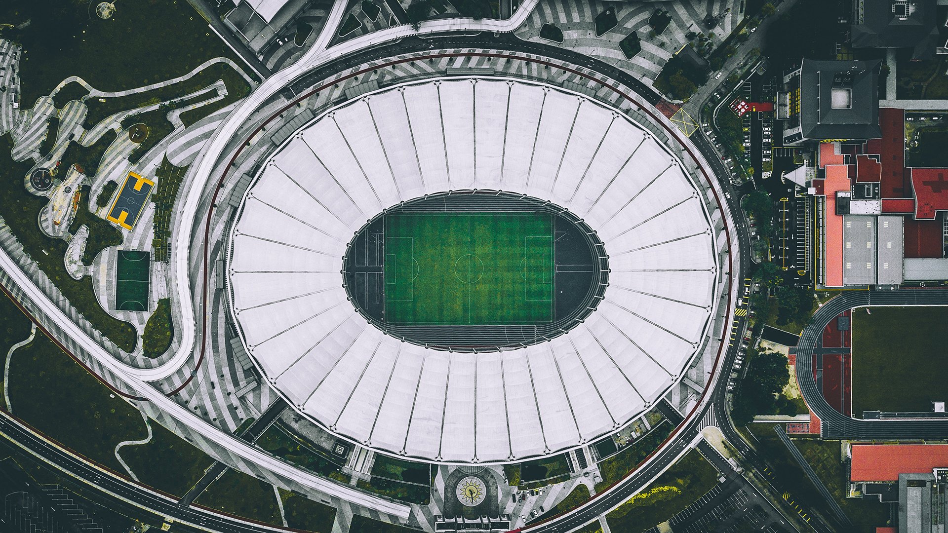 铁壁封神,库尔图瓦闪耀全场,奥地利爆冷完胜巴西震惊2026世界杯